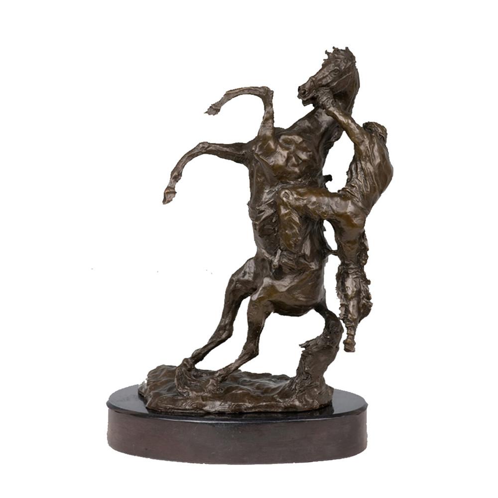 TPY-354 art statue