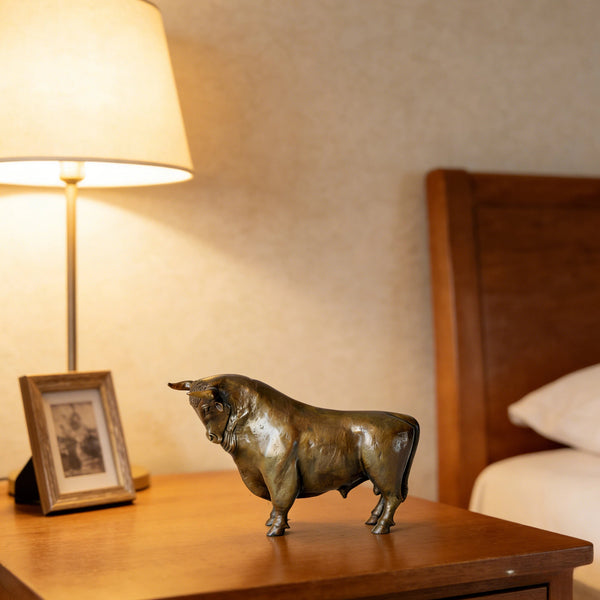 Realistic British Longhorn Bull Ornament – Solid Brass Strength & Prosperity Sculpture|TPAL-141