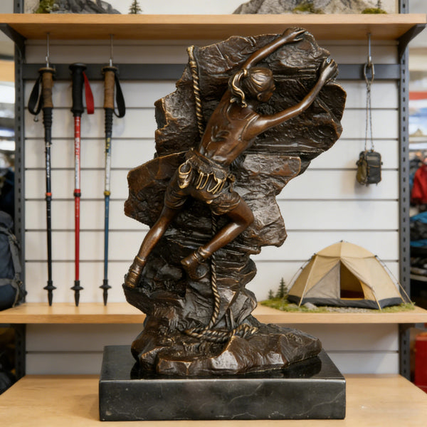 Bronze Rock Climber Sculpture-Strength & Focus Outdoor Sports Art Ornament|TPE-789