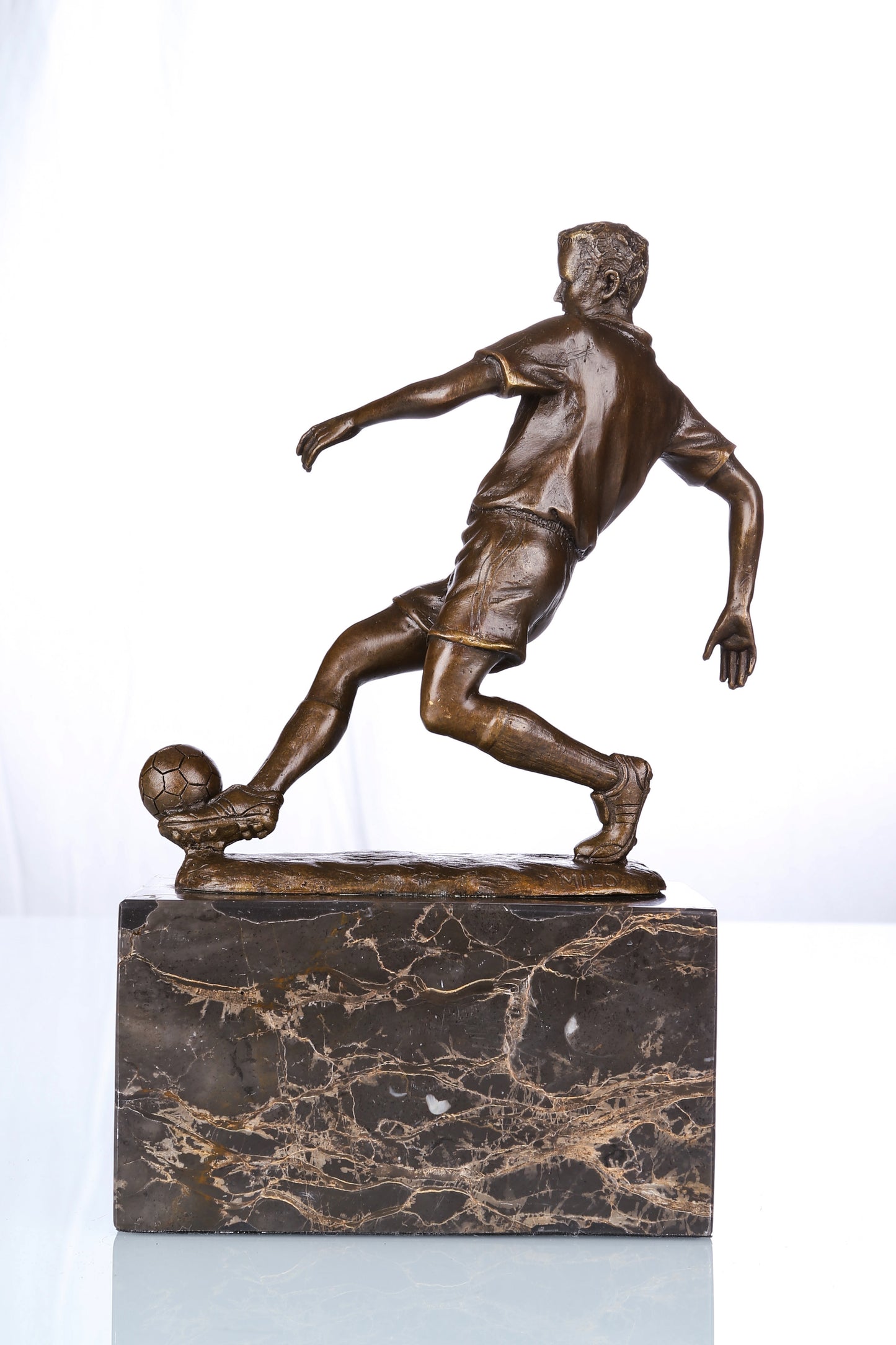 Football Player Bronze Sculpture-Handcrafted Kicking Moment Sports Art Statue|TPE-737