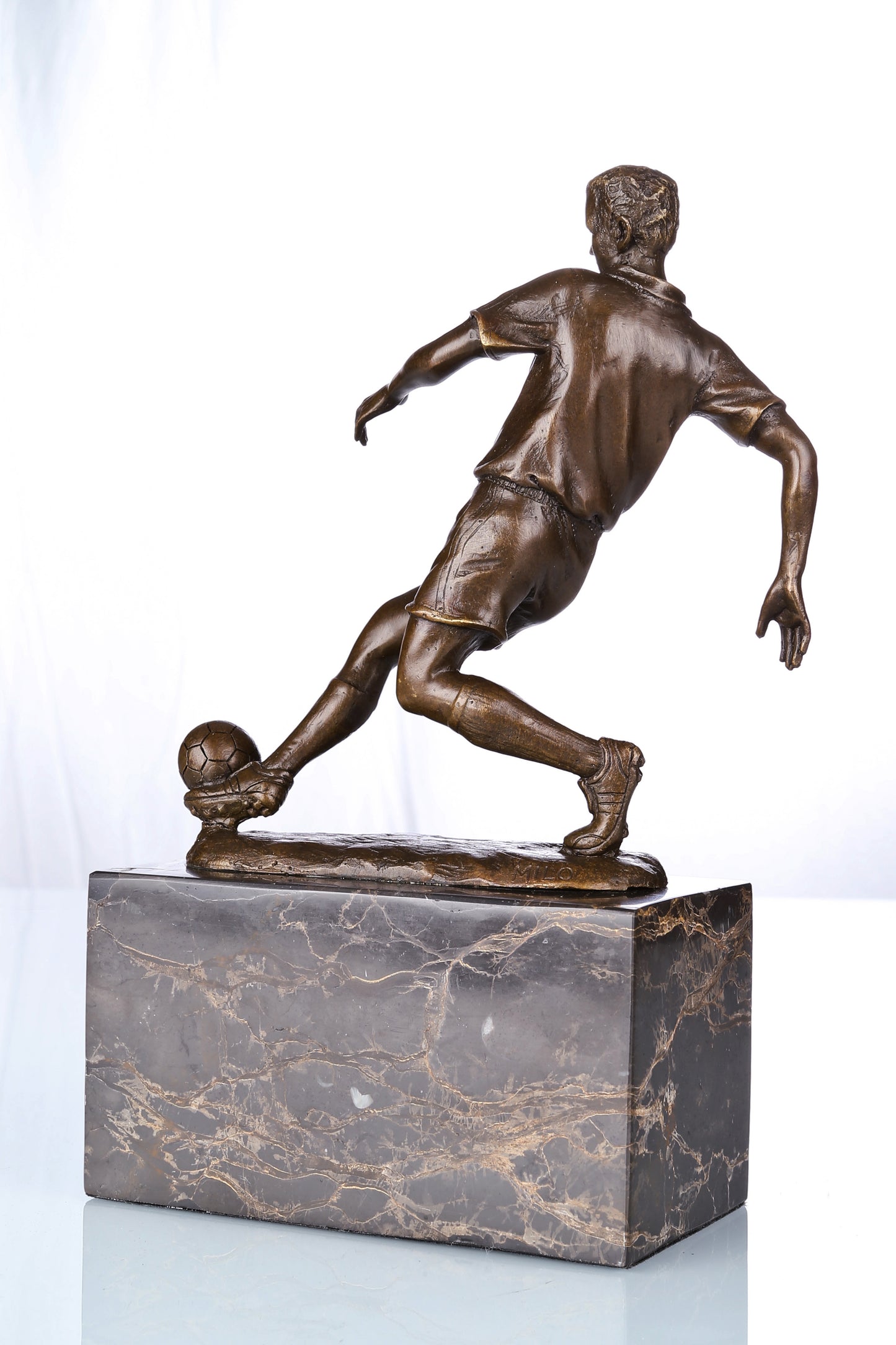Football Player Bronze Sculpture-Handcrafted Kicking Moment Sports Art Statue|TPE-737
