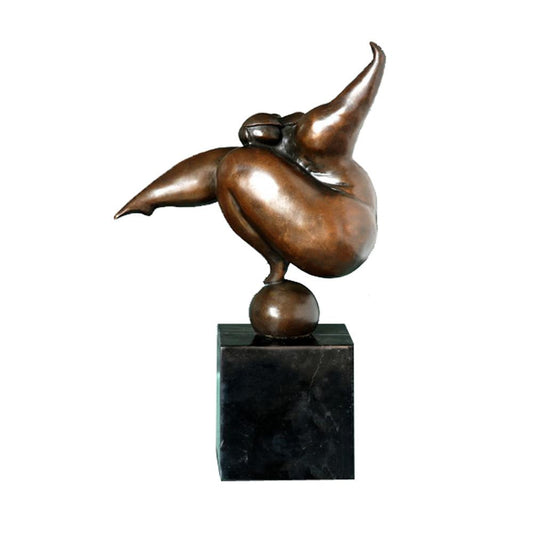 This is a bronze sculpture of a figure in an abstract style, with an exaggerated and dynamic shape. It shows a strong artistic tension through smooth curves and geometric forms. The sculpture is mounted on a black marble base, which contrasts with the bronze body and adds a solemn artistic atmosphere. The overall style is very modern, interpreting the rhythm and power of the human body in an abstract form, and it has high artistic appreciation.