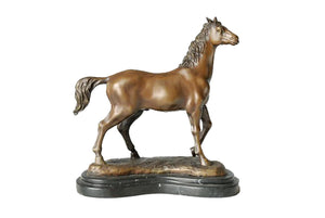 TPAL-075 horse sculpture
